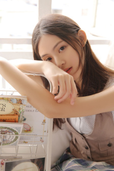 欧美校园激情清纯另类
